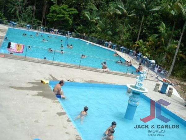 Terreno e Casa à Venda no Belchior Baixo em Gaspar