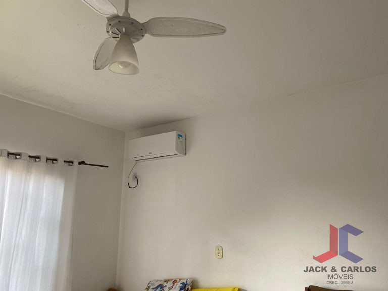 Casa no bairro Santa Teresinha à Venda