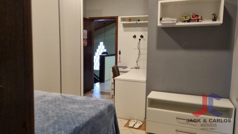 Casa de Alto Padrão a Venda em Gaspar no Bairro: Poço Grande